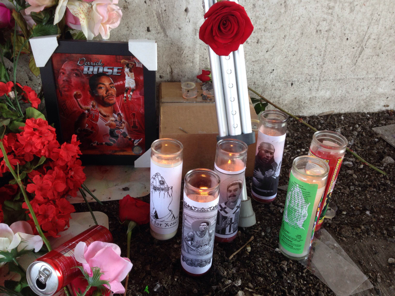 Illustration for article titled Chicago Artist's Shrine To Derrick Rose Is The Saddest